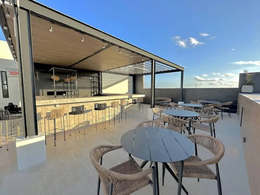 2 Beds Pool View Modern Apt/Parking, Gym, Rooftop - 405 Musa Playa del Carmen México